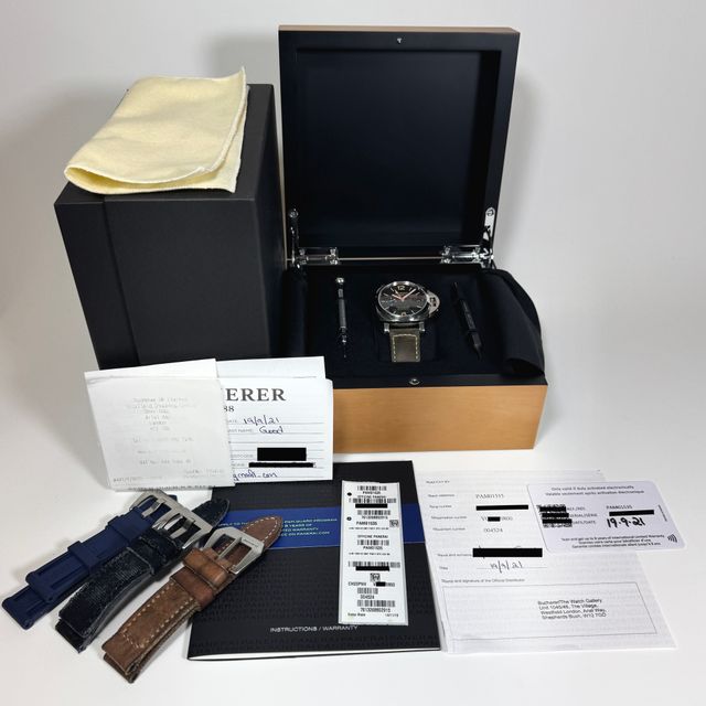 Panerai Luminor GMT PAM01535 Image 6